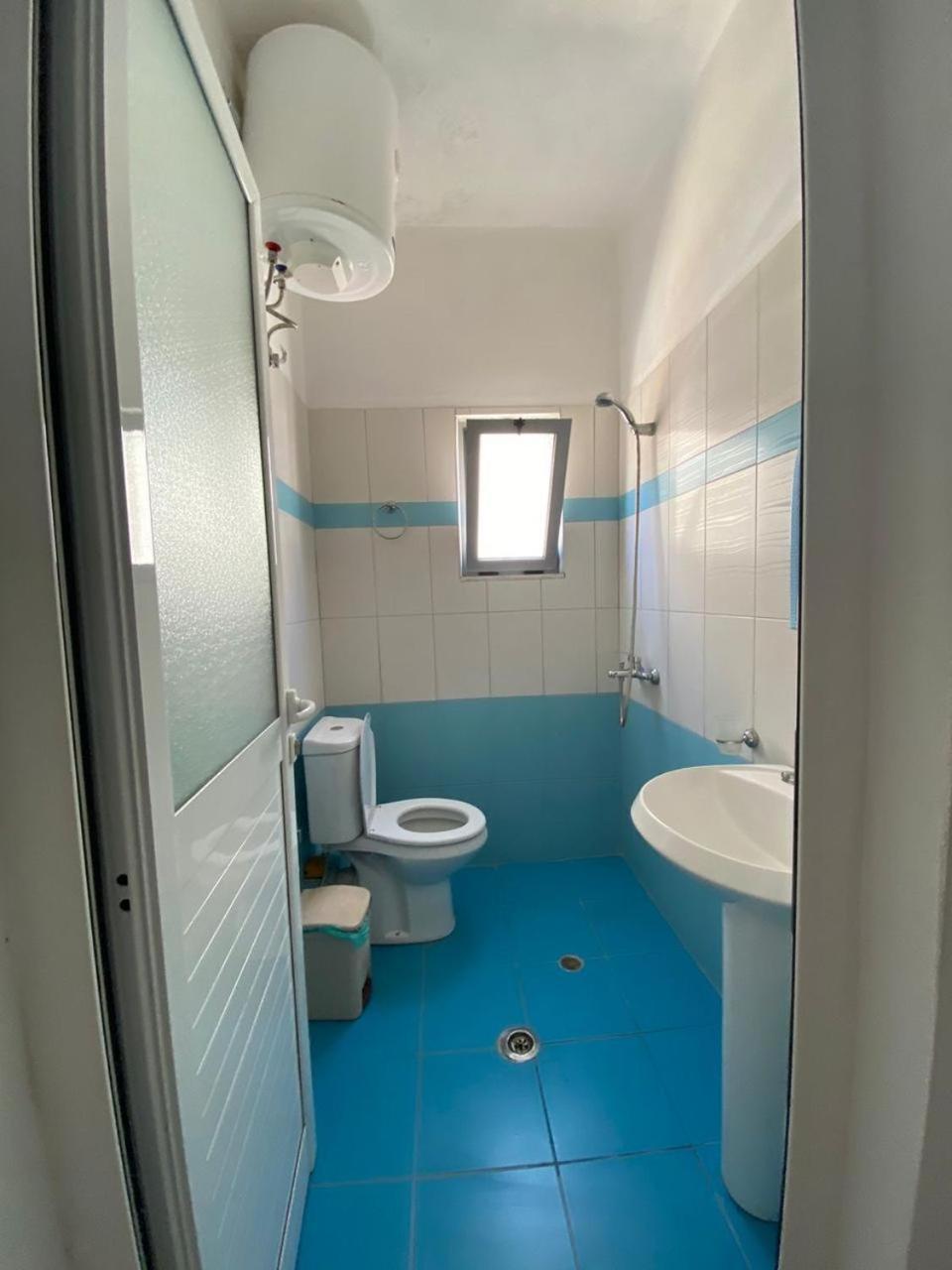 Tulipani Apartments Near Promenade Sarande Bagian luar foto